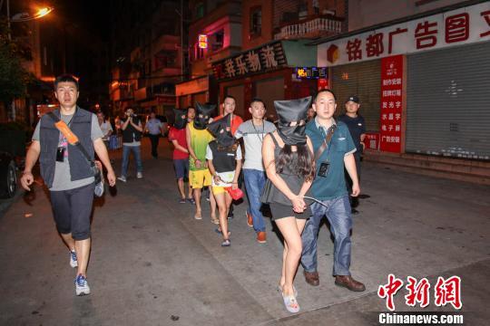 廣東警方端掉多個“傳銷式”窩點 贓款達1億元