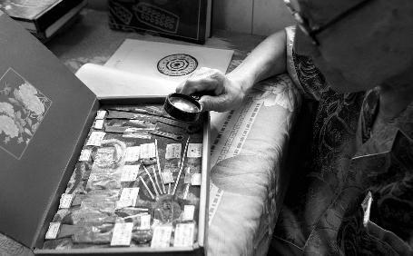 һλvʷώ̌W(xu)ҪϹXղءȻ25ǰһϷ(dng)Tُ(gu)̶˃r(ji)s]н󱻾ҡ̎P1000Ԫ˕Γ(j)(sh)ʮö~RǧöXĐ֮܉򷵻@һȾ2588qw(mng)ٿһĐ֮