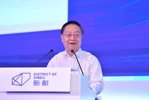 2017國(guó)際軌道交通產(chǎn)業(yè)發(fā)展峰會(huì)在成都舉行