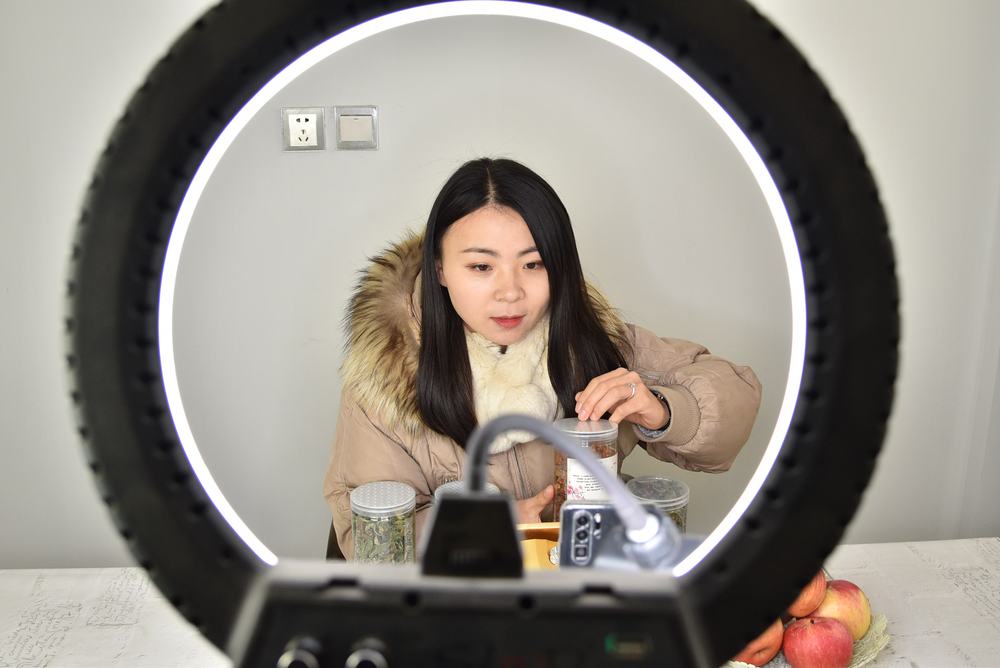 直播.jpg